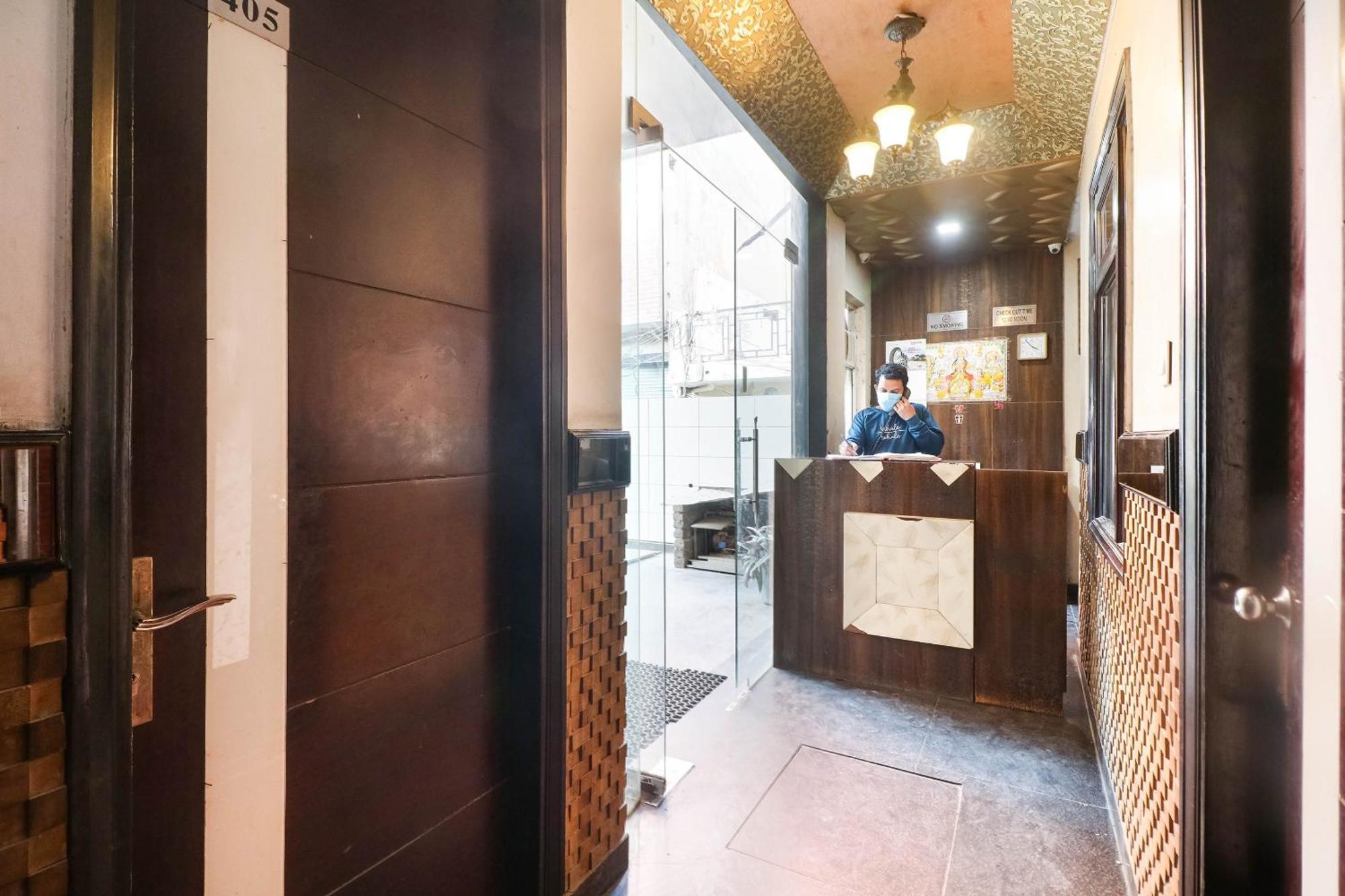 Spot On Hotel Grace Near Star Mall Gurgaon Dış mekan fotoğraf